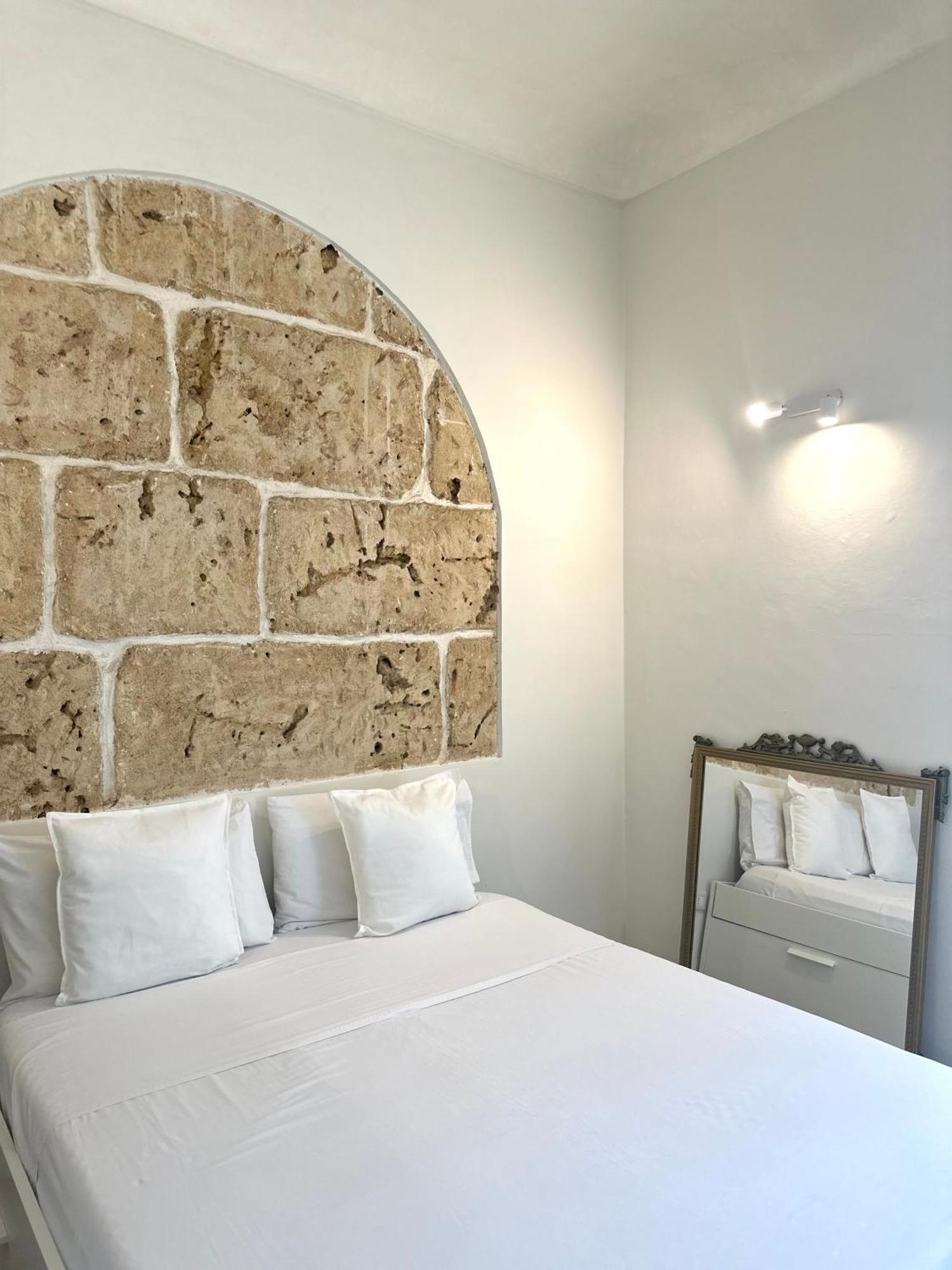 F Home Noto Exteriér fotografie