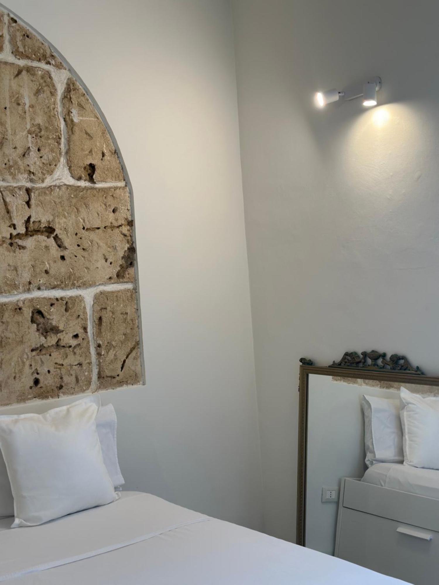 F Home Noto Exteriér fotografie